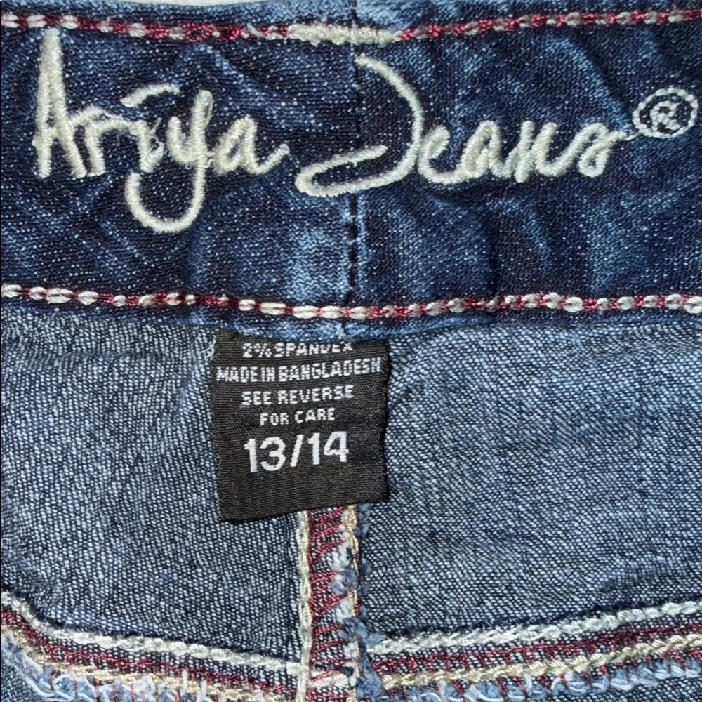 Ariya Jeans distressed bermuda shorts - Picture 3 of 3